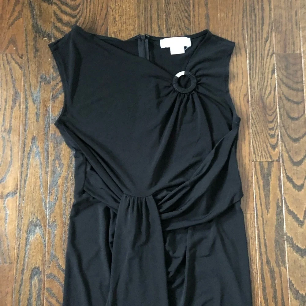 Michael Kors Women’s 2 Black Sleeveless Knee-Length Dress w/Faux Wrap Design EUC